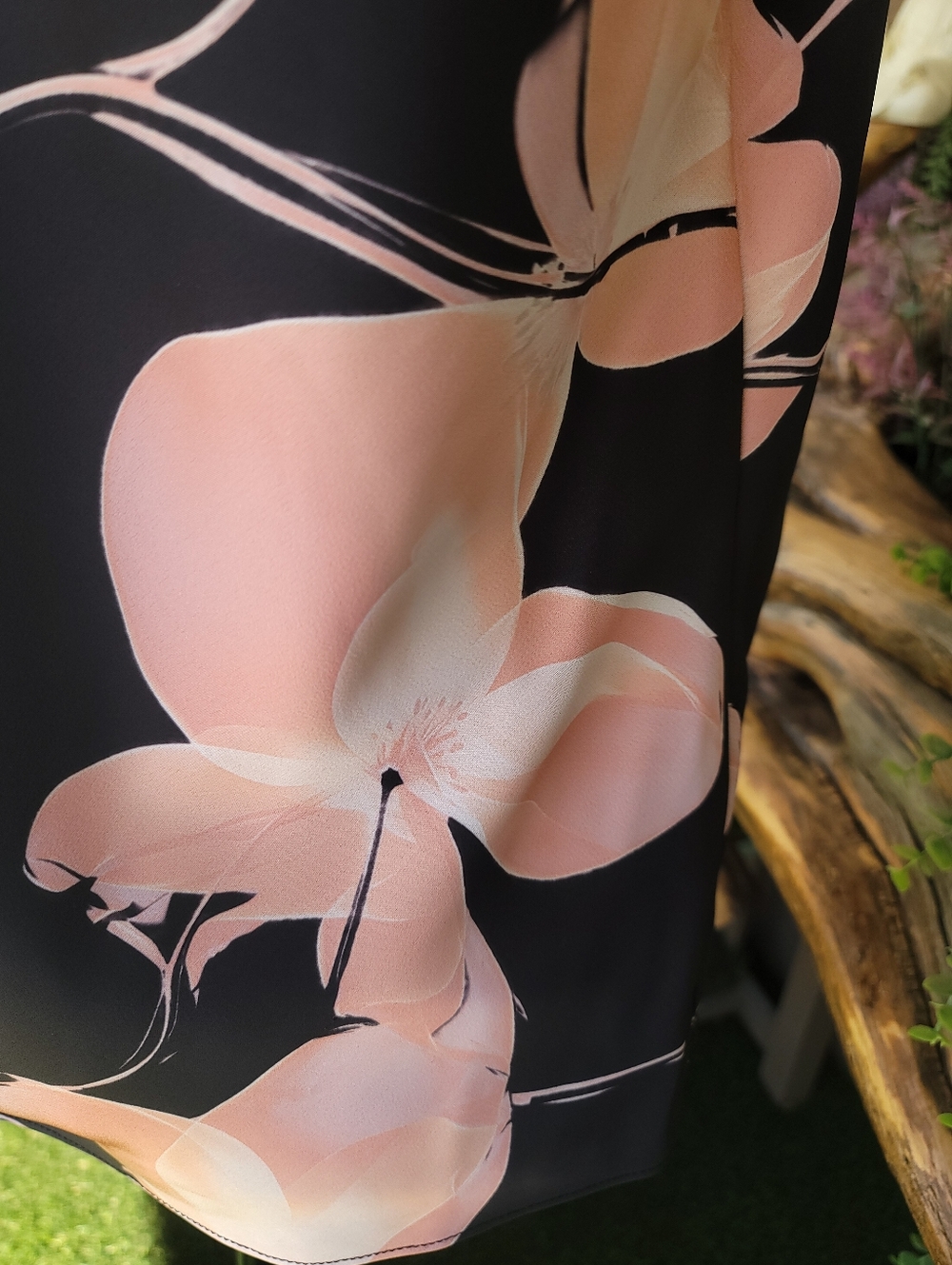 Donna KARAN New York Black Halter Blouse with Peach Floral Print - Picture 11 of 16
